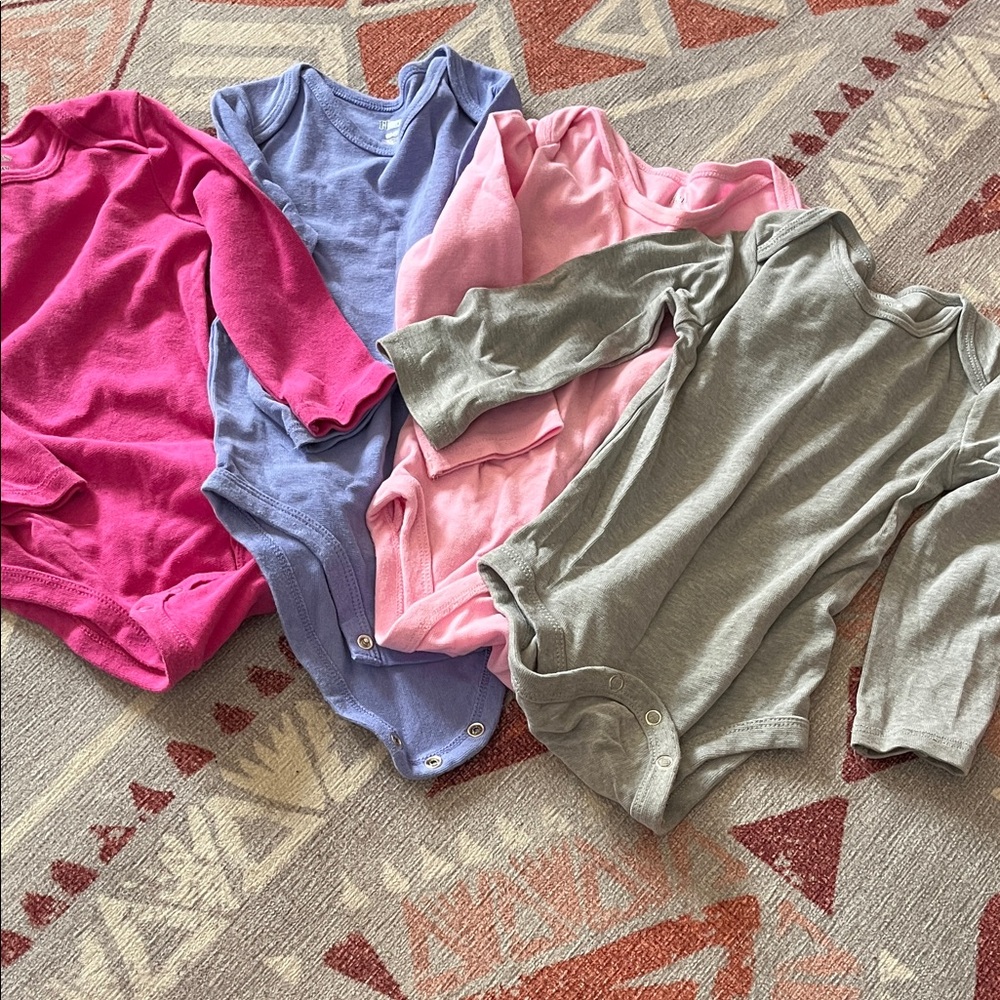 Hanes long sleeve onesie set